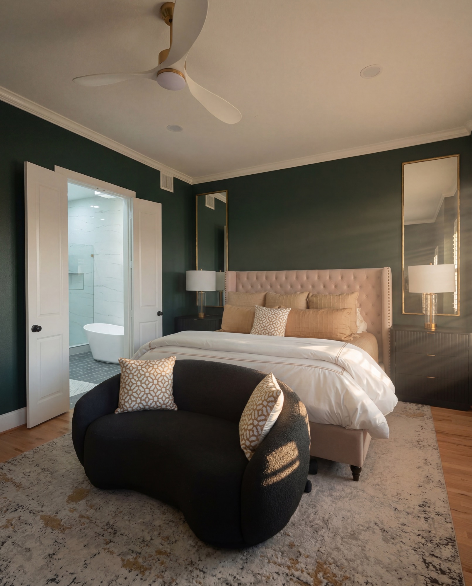 Lake Carolyn editorial bedroom Signature Edit — F2 Visuals